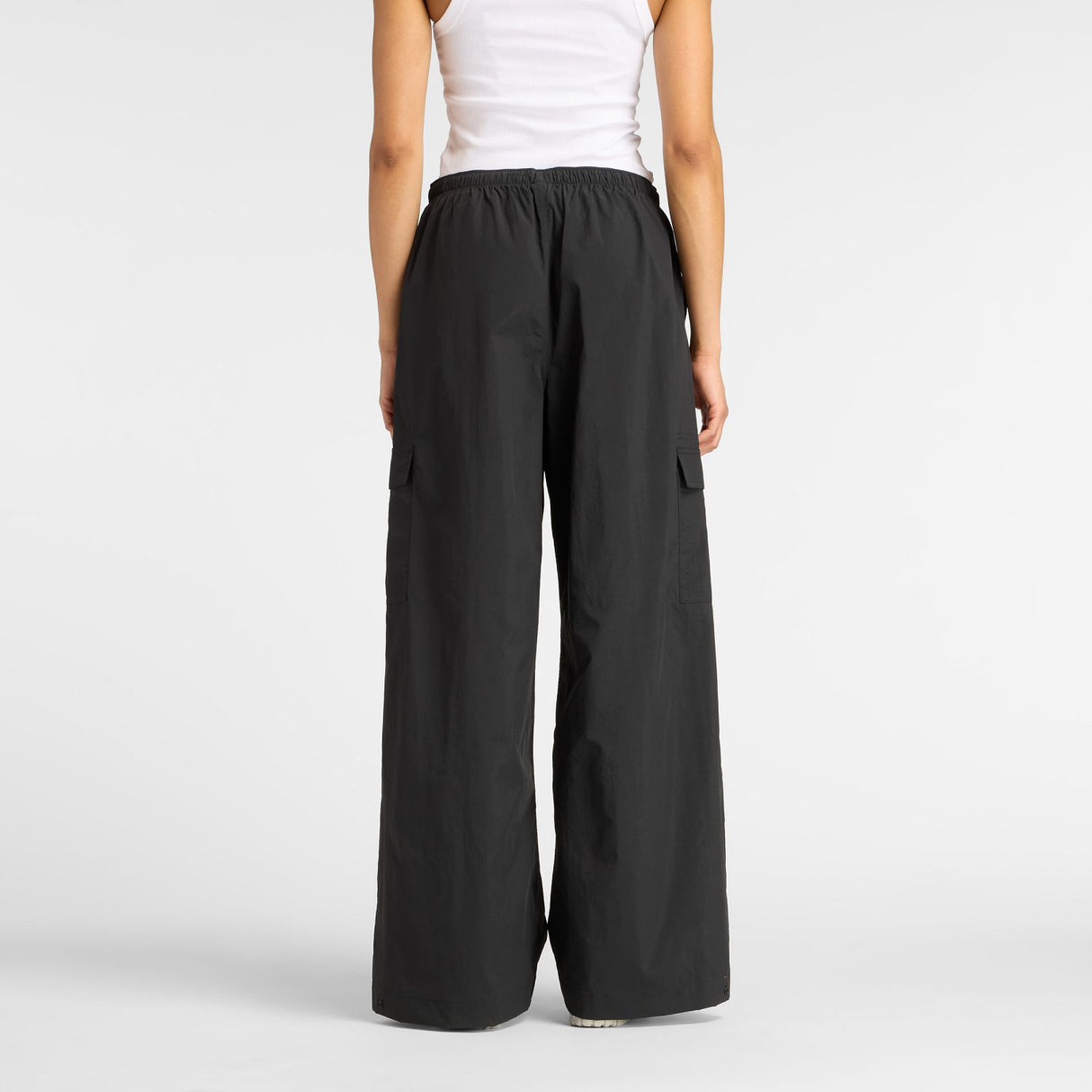 New Balance Women's Woven Cargo Pant-4