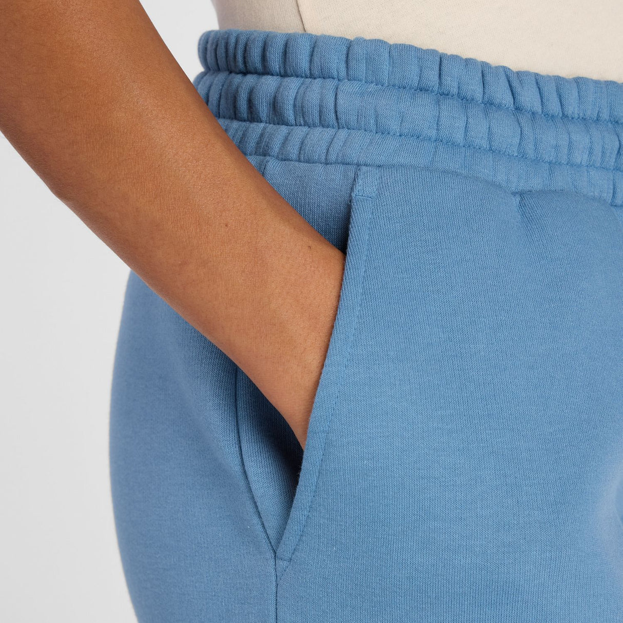 New Balance Women's Linear Heritage Fleece Wide Leg Pant-7