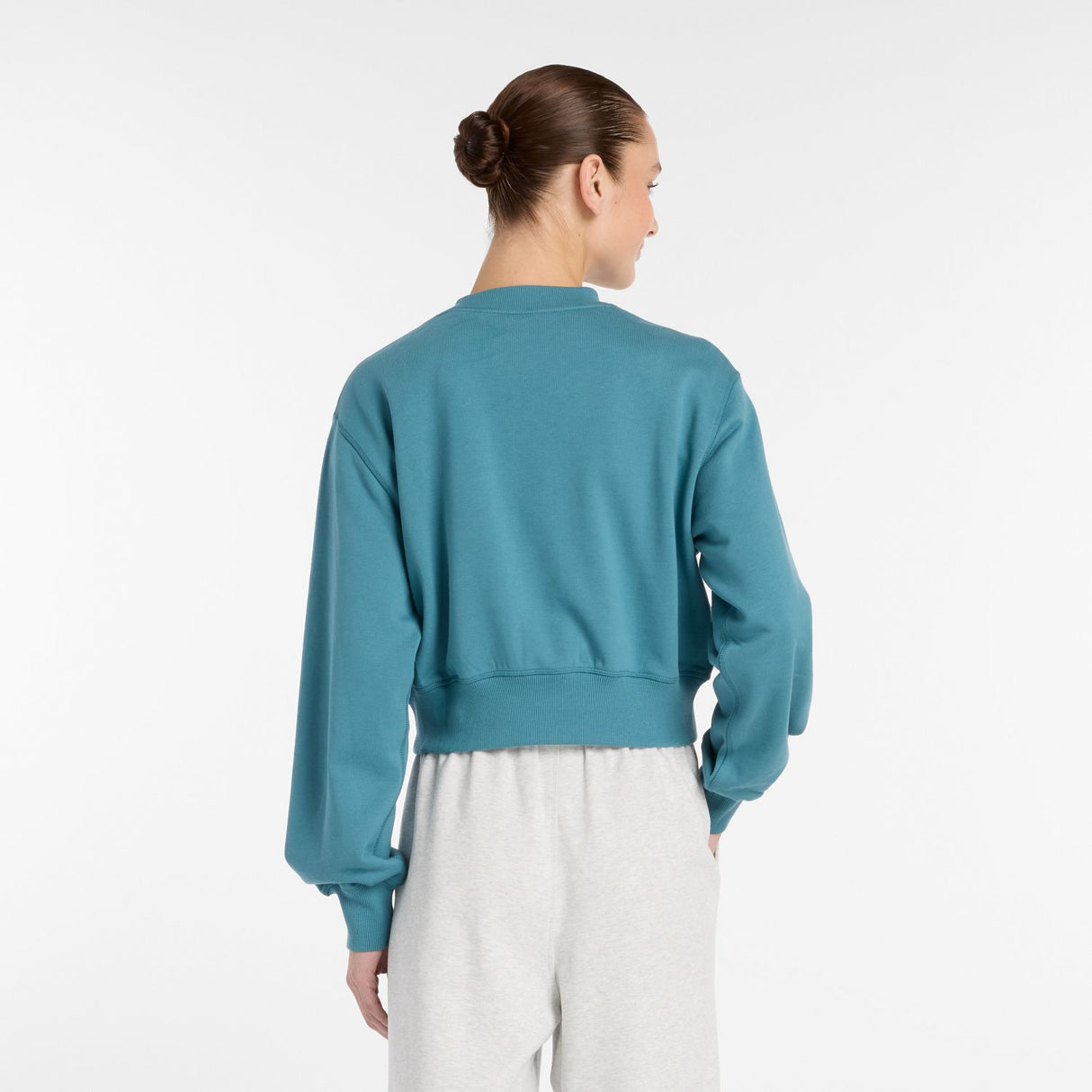 New Balance Women's Athletics Premium Logo Relaxed Crop Crew-4