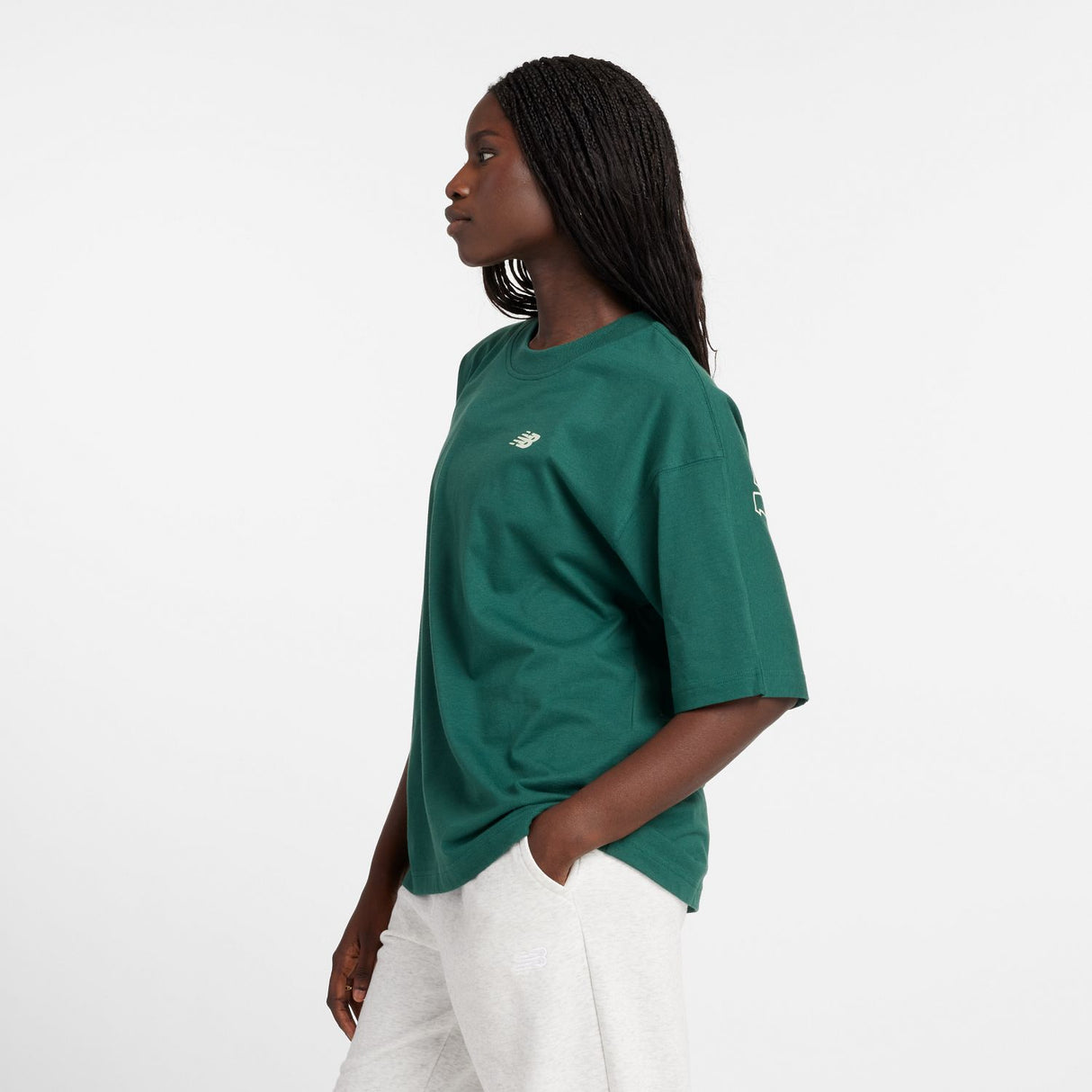 New Balance Women's Graphic Oversized Jersey T-Shirt-2