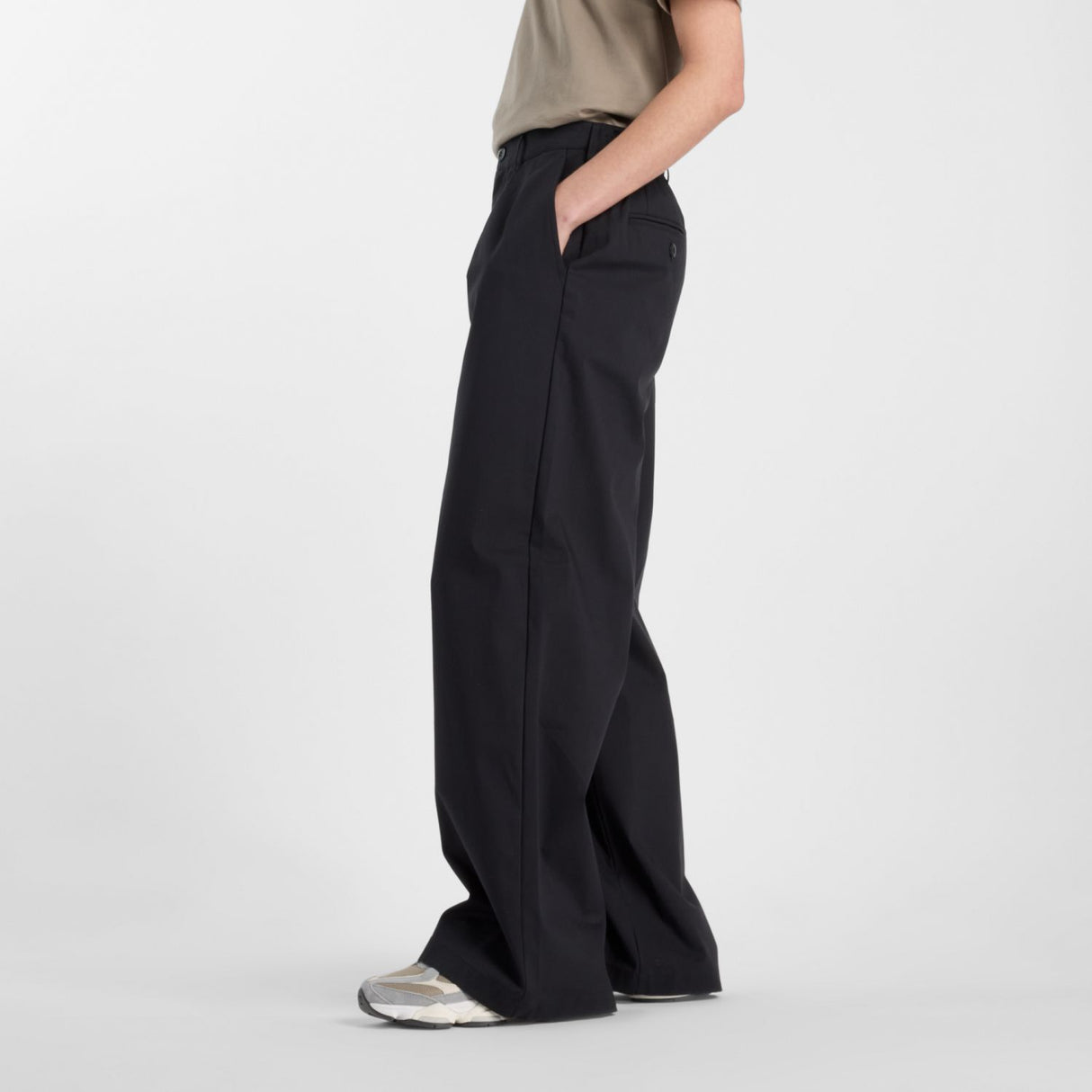 New Balance Women's Boylston Twill Trouser-4