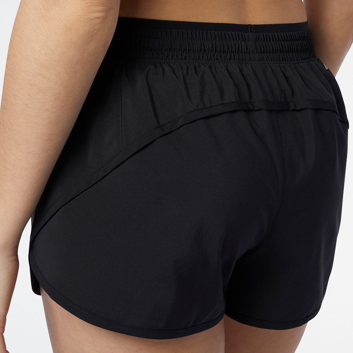 New Balance Women's Accelerate Shorts 2.5 inch-6