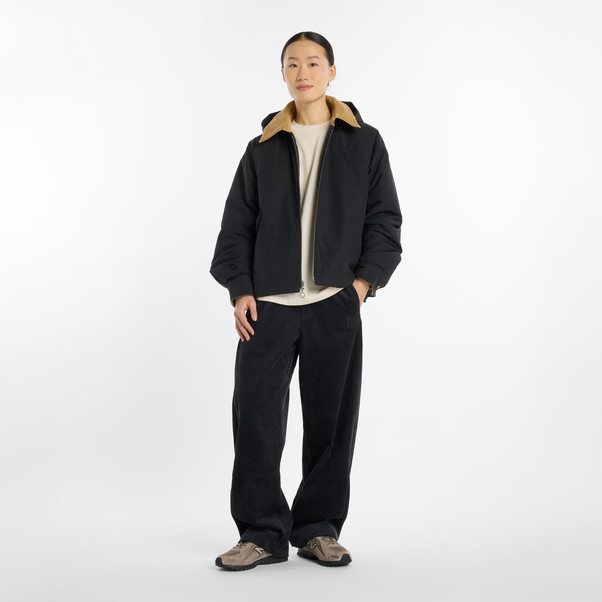 New Balance Women's LNY Woven Pants Western Fit-1