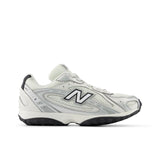 New Balance Girls' 204L Lace Shoes-1