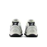 New Balance Girls' 204L Lace Shoes-5