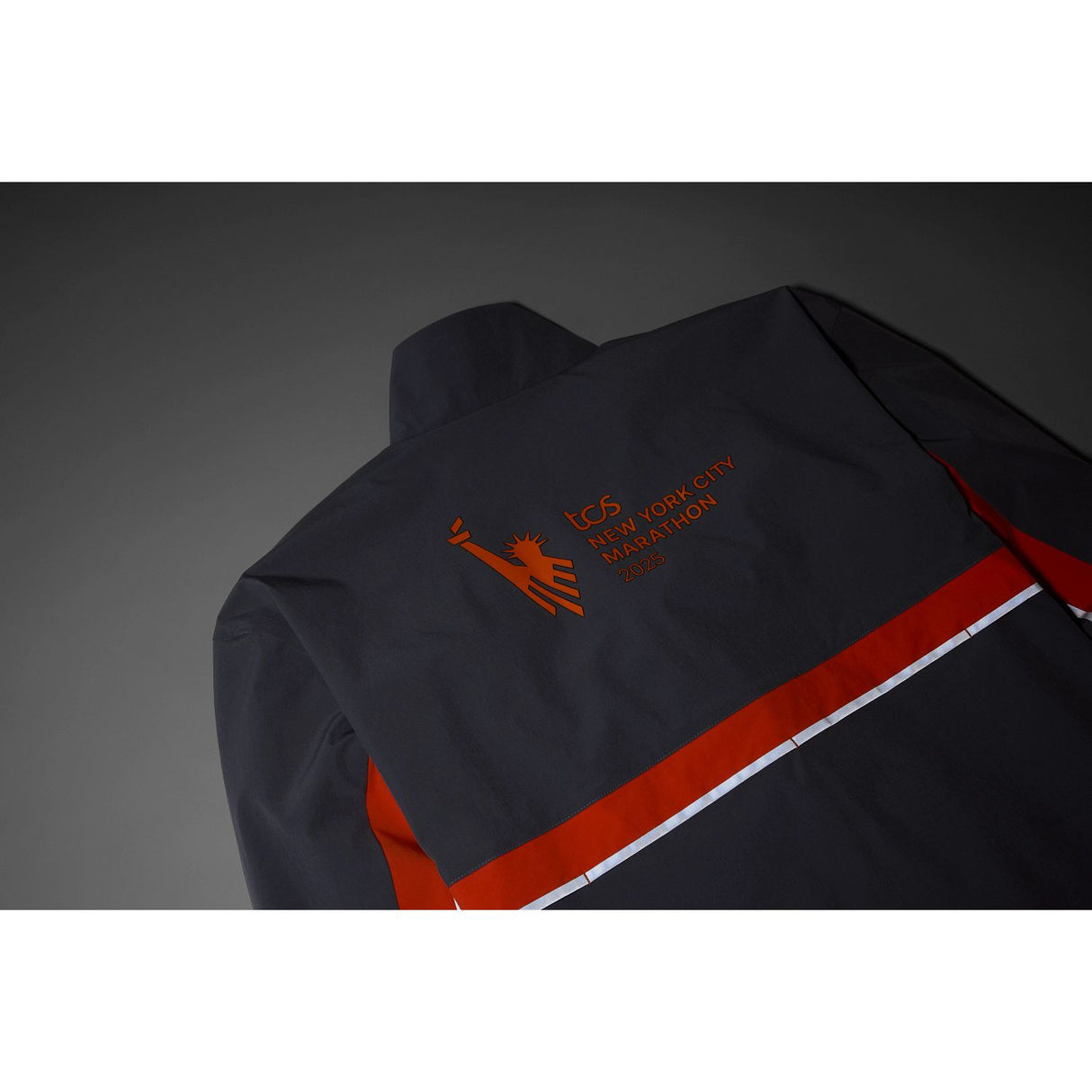 New Balance Men's NYC Marathon 2025 Jacket-11
