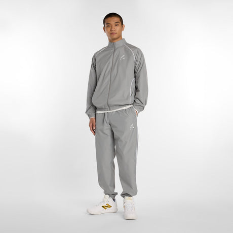 355850715.jpg