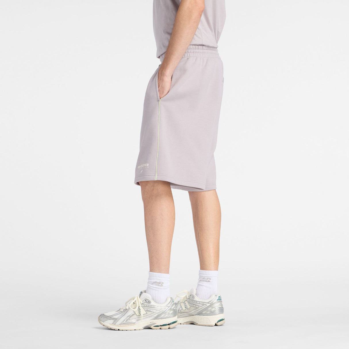 New Balance Men's Trackside Fleece Shorts 7-2