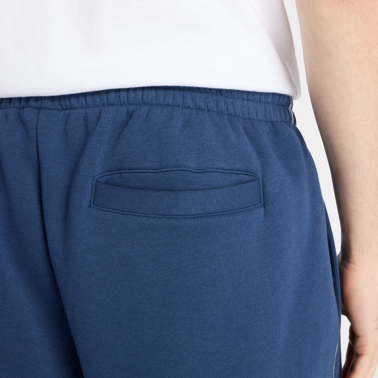 New Balance Men's Trackside Fleece Shorts 7-6
