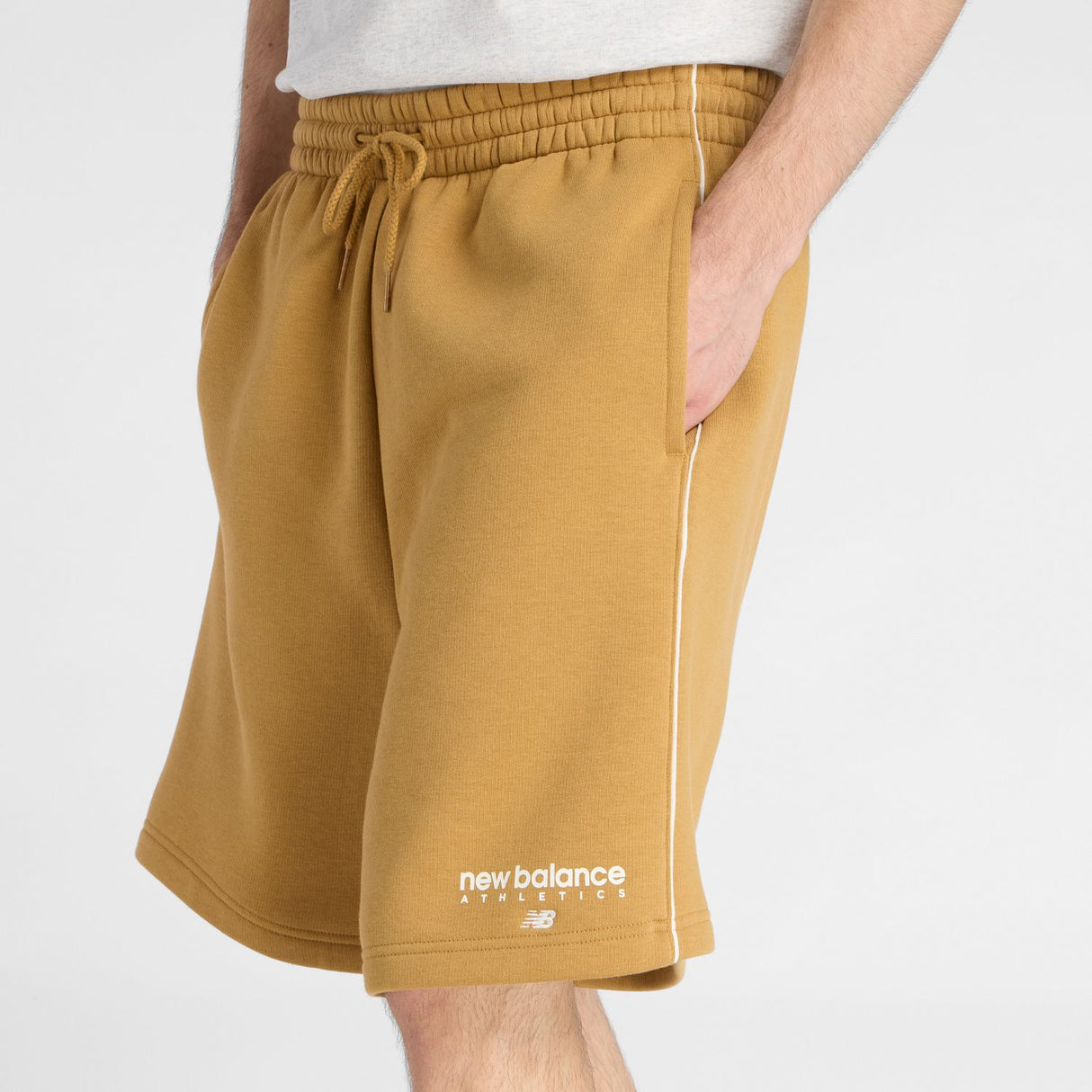 New Balance Men's Trackside Fleece Shorts 7-4