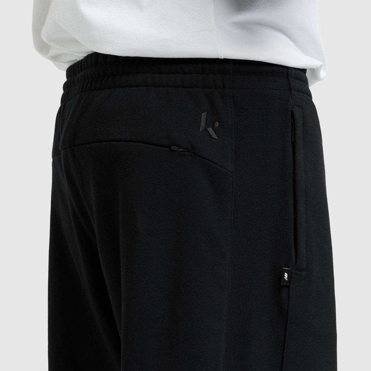 New Balance Men's Klutch Fleece Pants-12