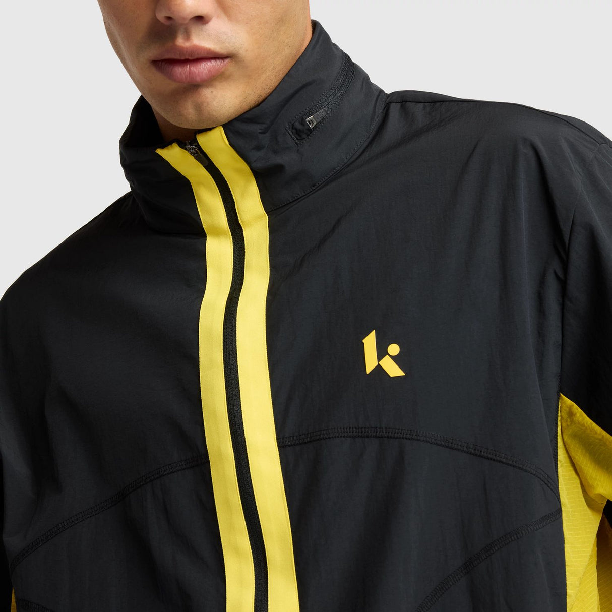 New Balance Men's Klutch Crinkle Woven Jacket-10