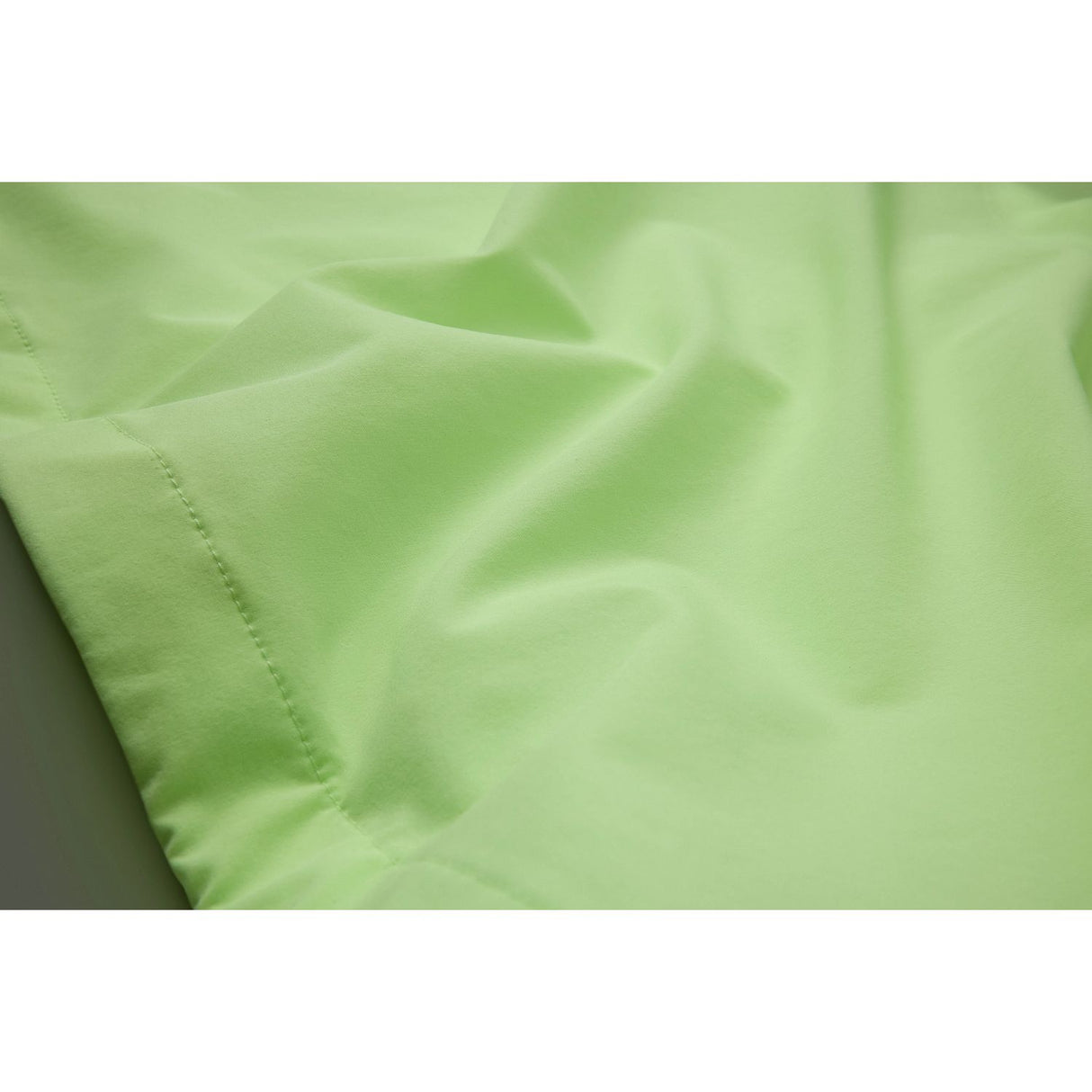 New Balance Women's NYC Marathon 2025 Jacket-4