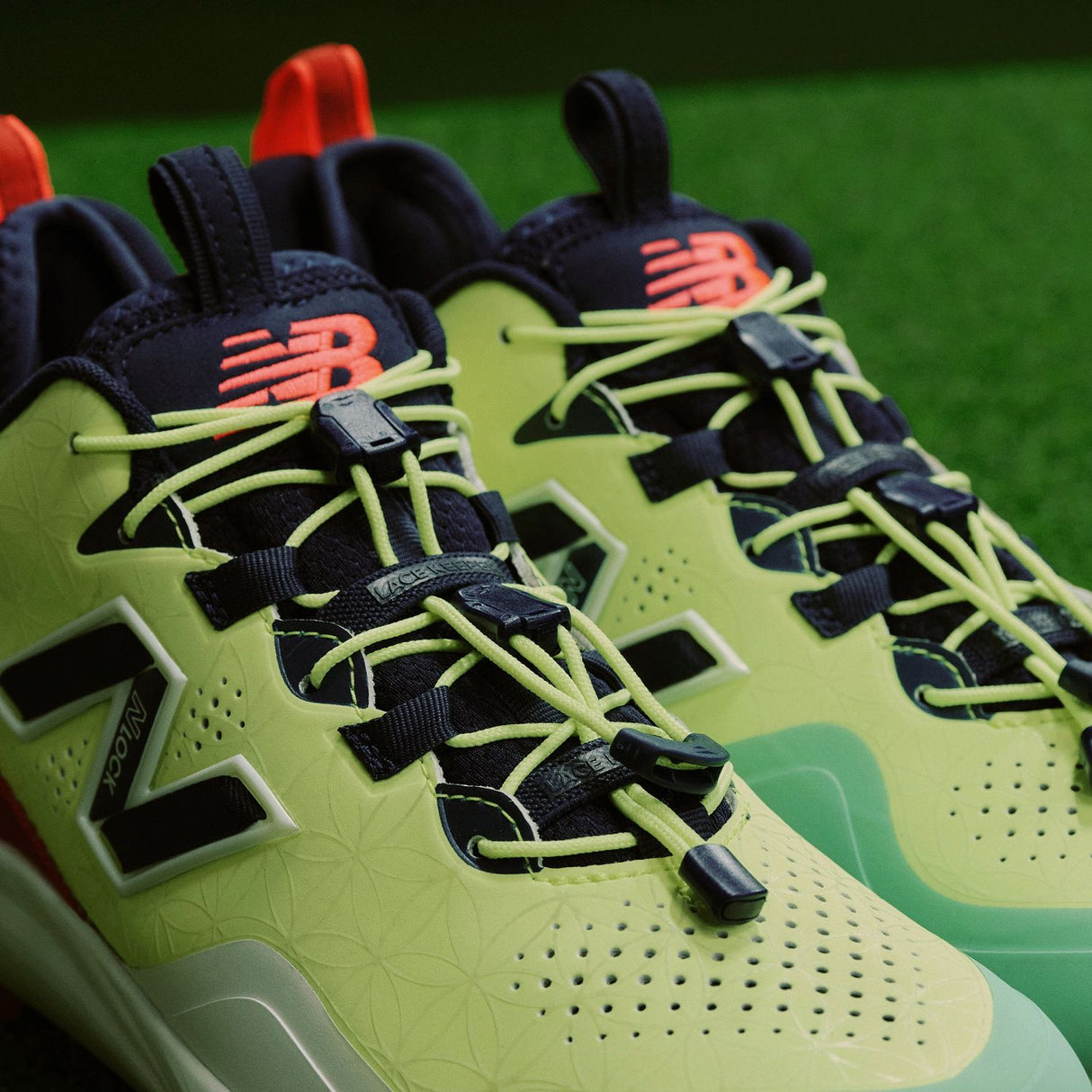 New Balance Men's Fuelcell Lindor 3 Comp Baseball Cleats-11
