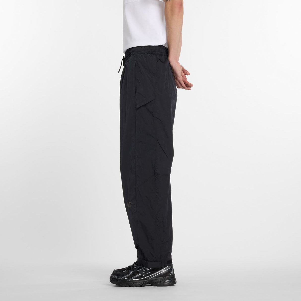 New Balance Men's Nylon Wide Tapered Pants-2