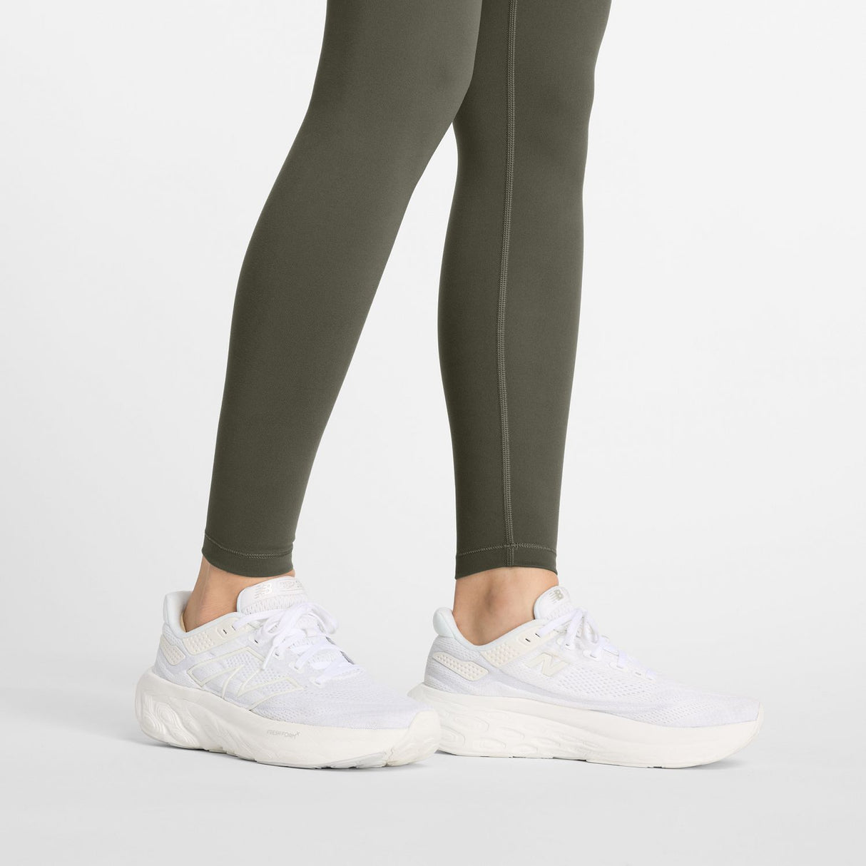 New Balance Women's Harmony Pocket High Rise Legging-10