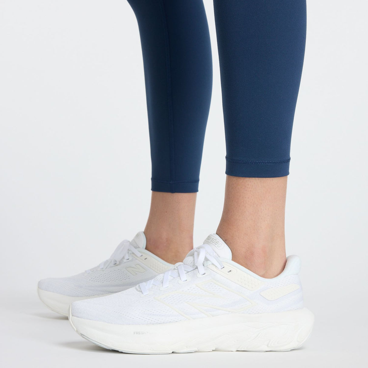 New Balance Women's Harmony Pocket High Rise Leggings-12