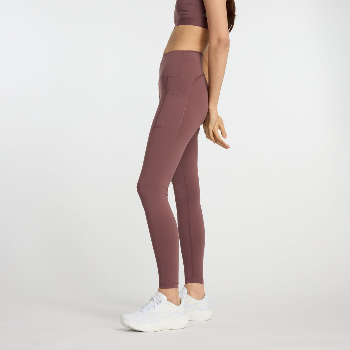 New Balance Women's Sleek Pocket High Rise Legging 27-4