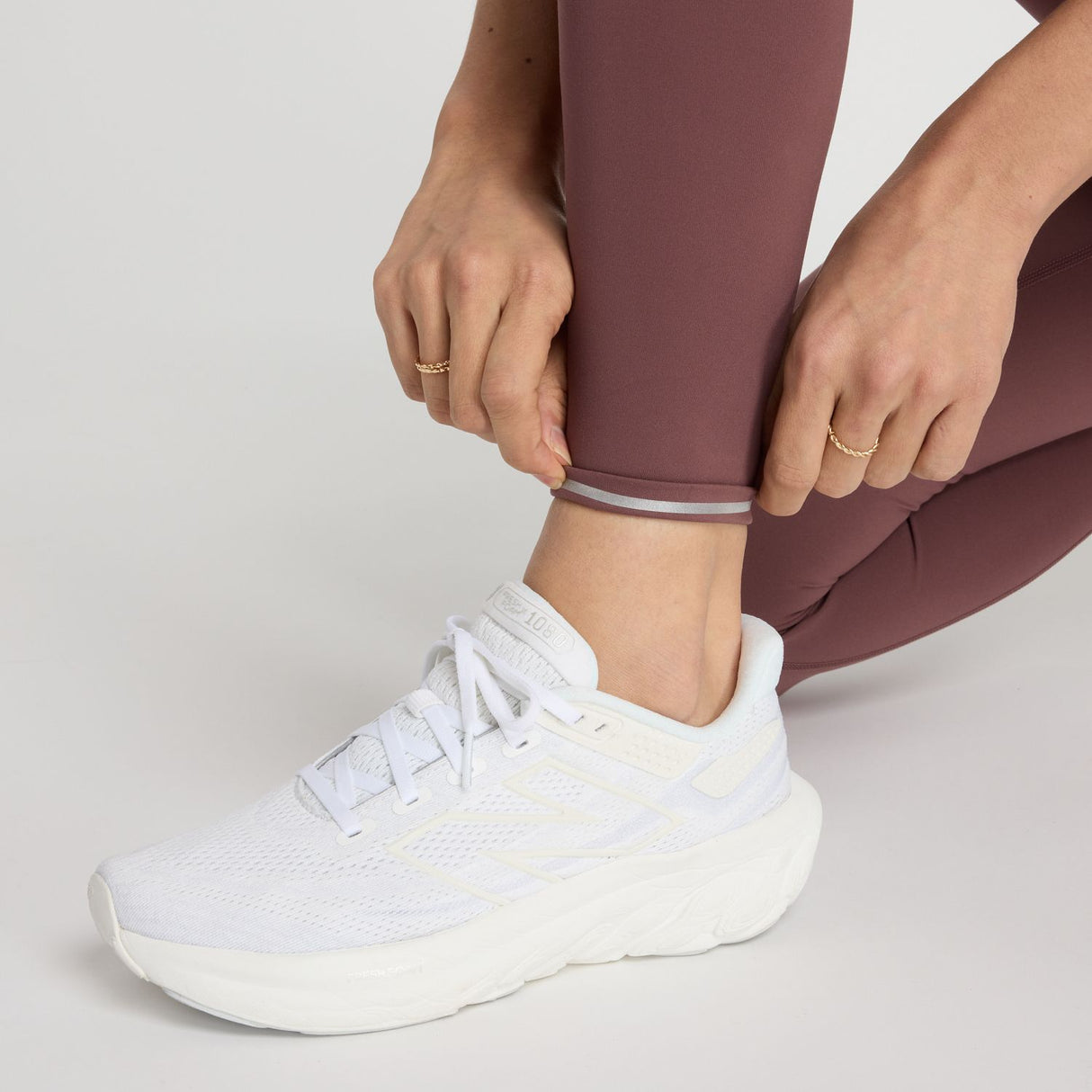 New Balance Women's Sleek Pocket High Rise Legging 27-9