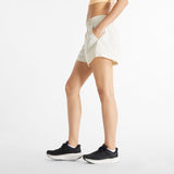 New Balance Women's Stretch Woven Pocket Short 3-2