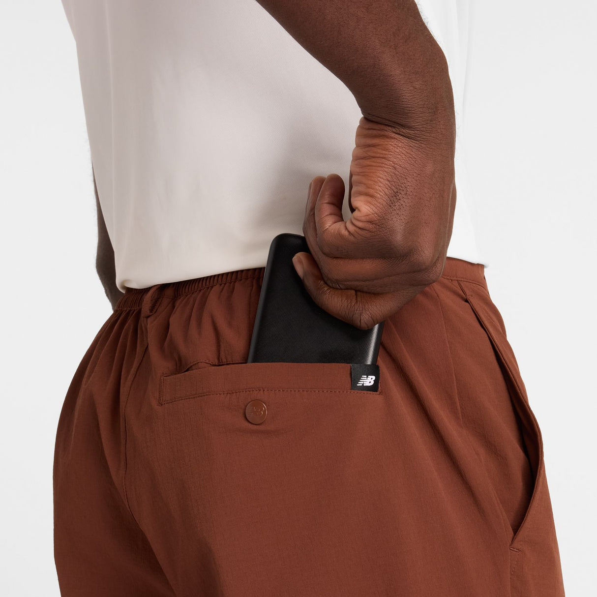 New Balance Men's Athletics Ripstop Standard Tapered Pants 32-9