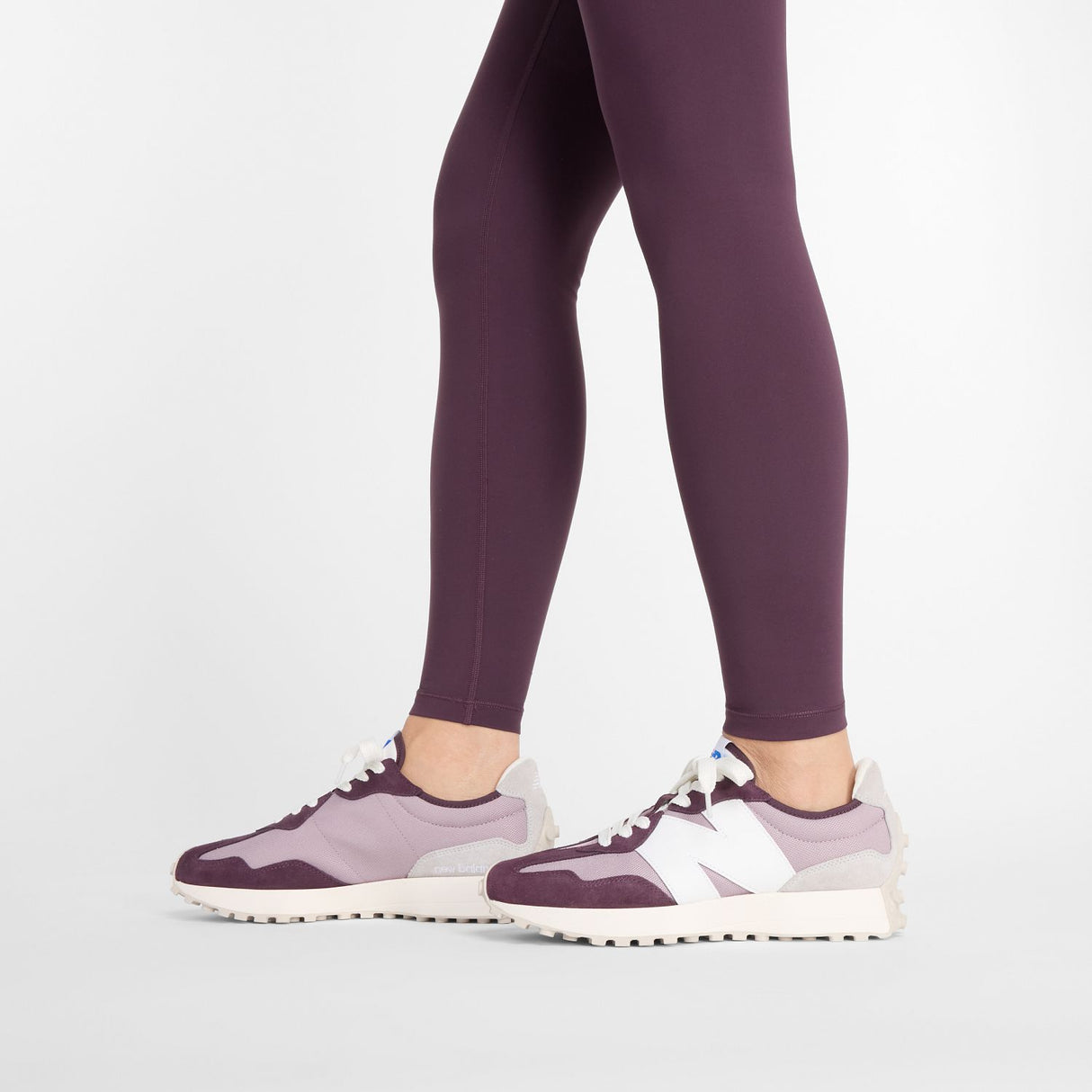 New Balance Women's Sleek Pocket High Rise Legging 27-9