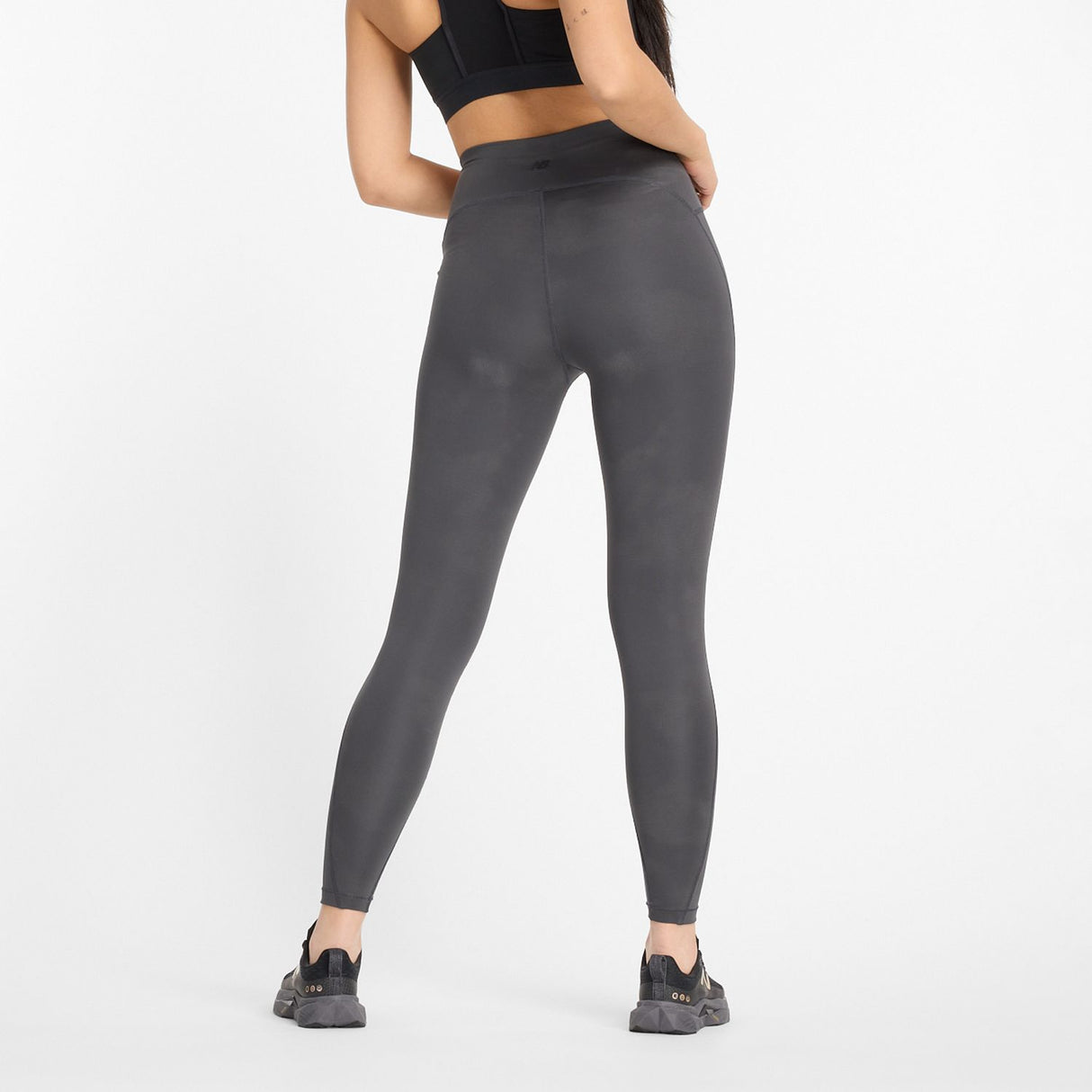 New Balance Women's Athletics Reflective Warming High Rise Leggings 27-5