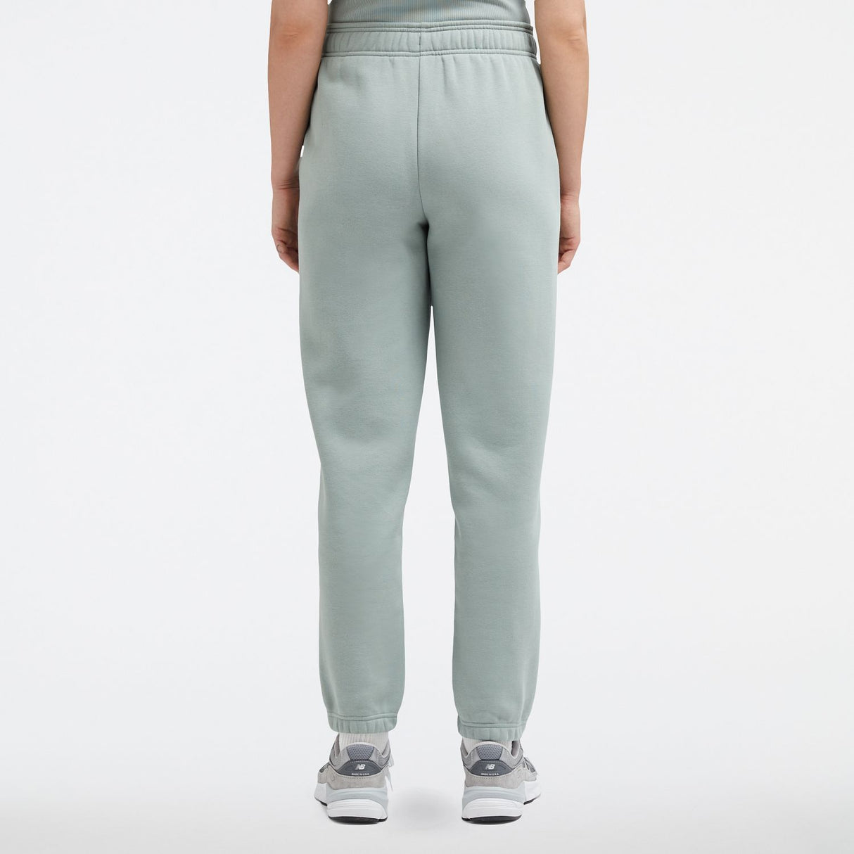 New Balance Women's Linear Heritage Brushed Back Fleece Sweatpants-4