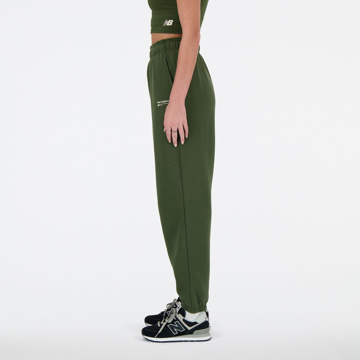 New Balance Women's Linear Heritage Brushed Back Fleece Sweatpants-2