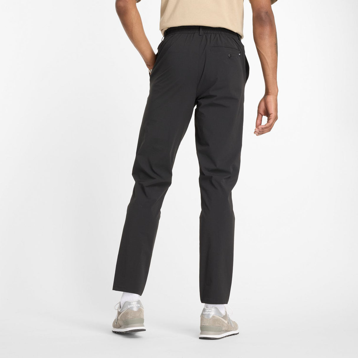 New Balance Men's Athletics Ripstop Standard Tapered Pants 32-5