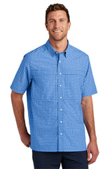 Port Authority Men's   Short Sleeve UV Daybreak Shirt W961