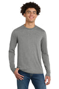 District Men's   Perfect Tri   Long Sleeve Tee