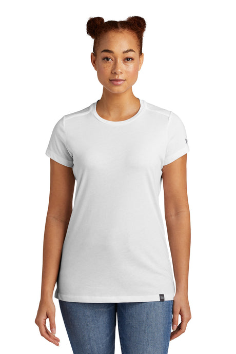 New Era Women's    Heritage Blend Crew Tee