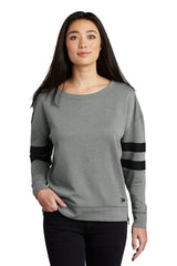New Era Women's    Tri-Blend Fleece Varsity Crew LNEA513