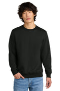 District Men's   Perfect Weight   Fleece Crew DT1106