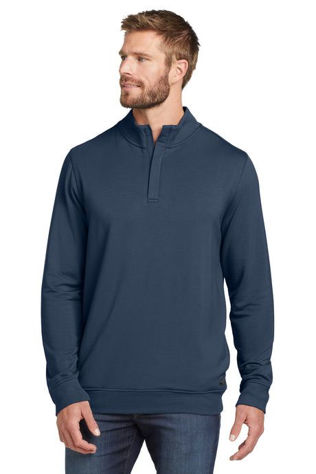 TravisMathew Men's Newport 1/4-Zip Fleece