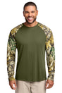 Russell Outdoors Men's   Realtree   Colorblock Performance Long Sleeve Tee RU151LS