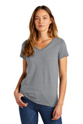 District Women's   The Concert Tee   V-Neck DT5002