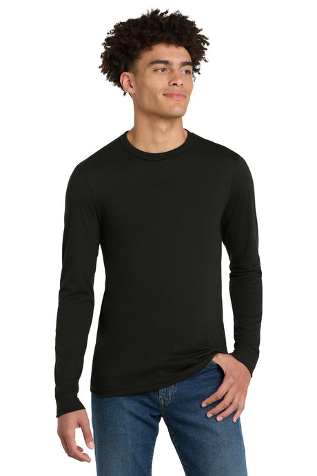 District Men's   Perfect Tri   Long Sleeve Tee