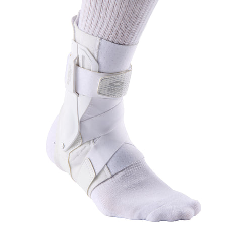 Shock Doctor L3 ZR Ankle Brace Left-1