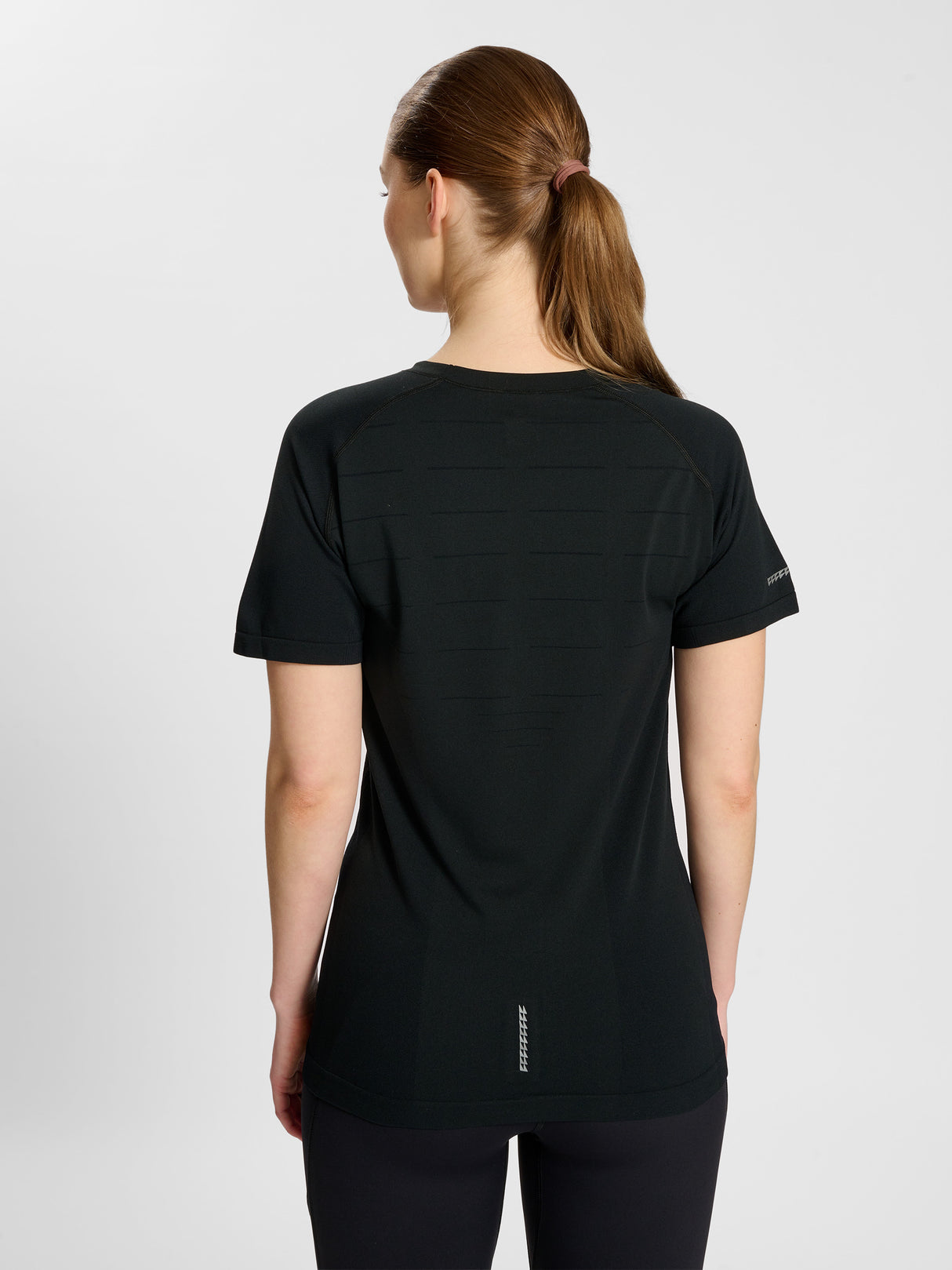 Newline Women's Riverside Seamless Short Sleeve T-Shirt-6