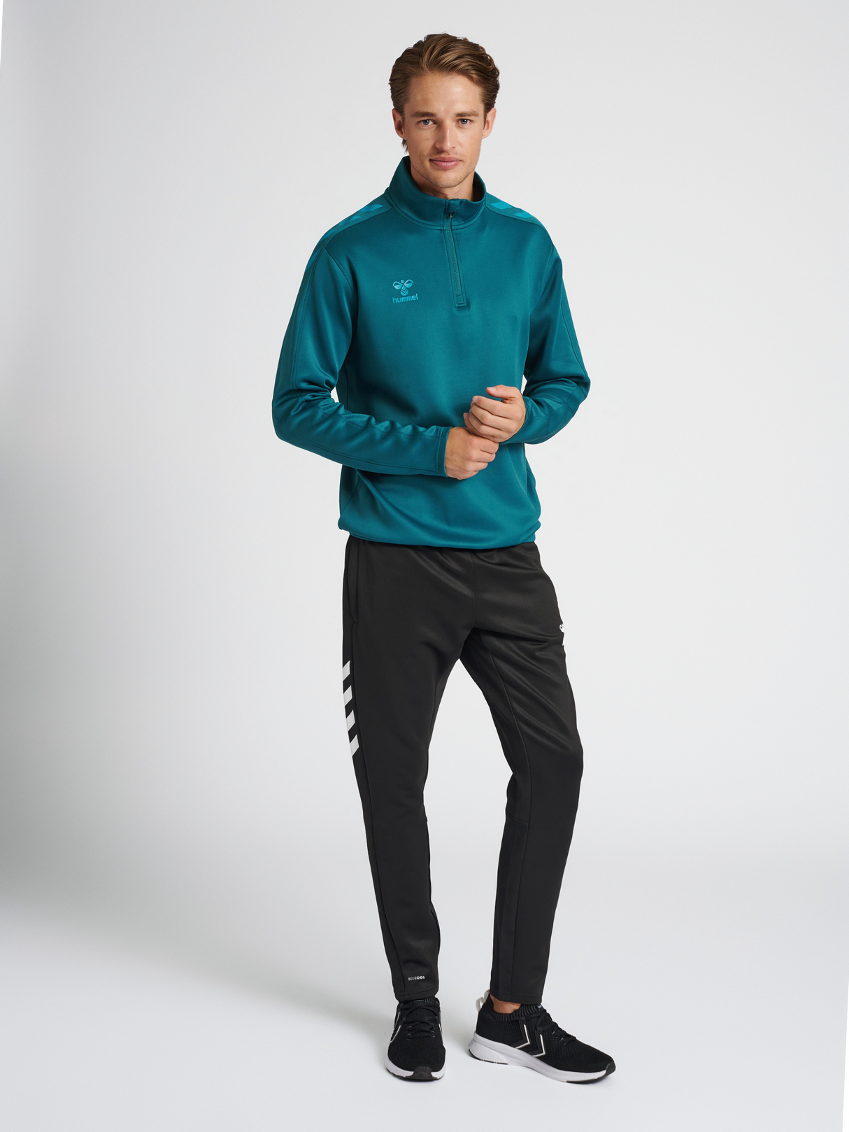 hummel Unisex Core XK Half Zip Poly Sweatshirt-5