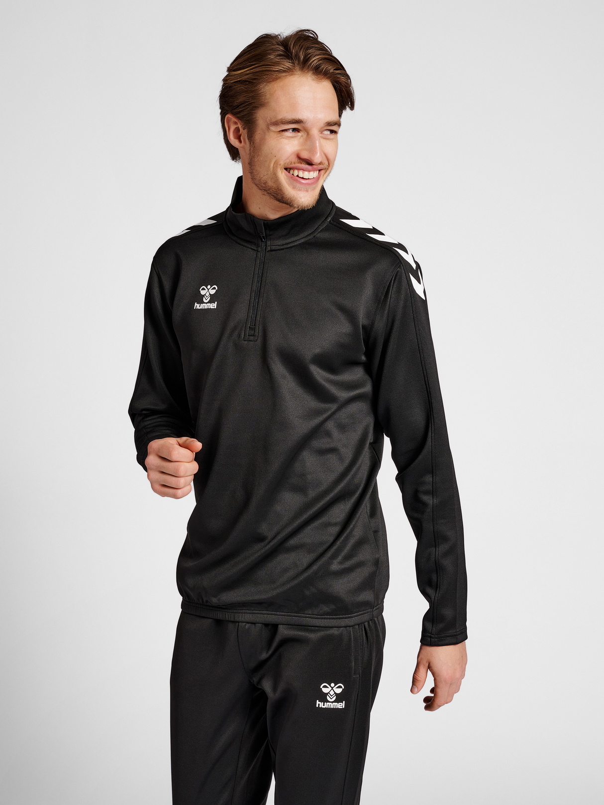 hummel Unisex Core XK Half Zip Poly Sweatshirt-6