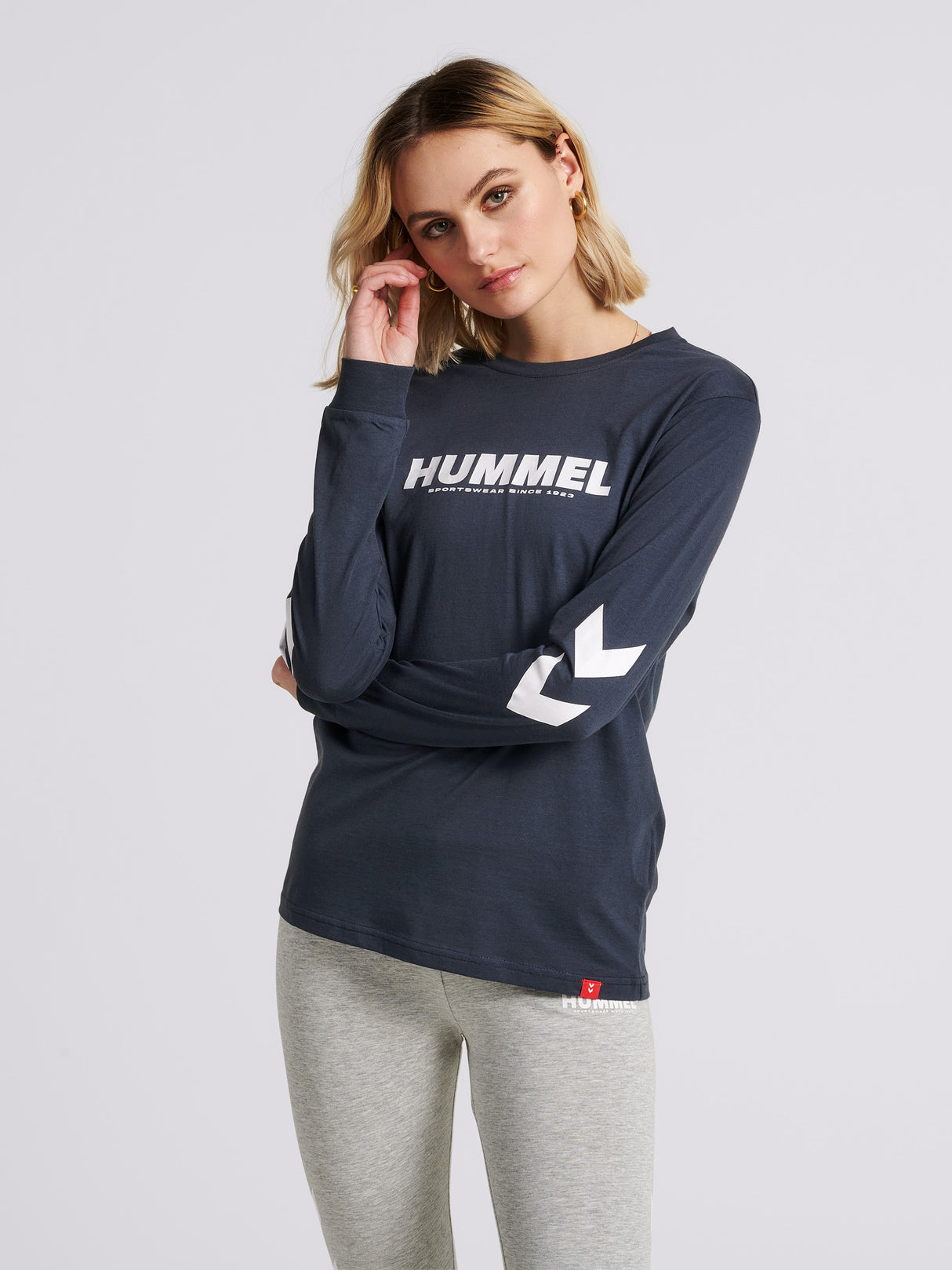 hummel Unisex Legacy Long Sleeve T-Shirt-7