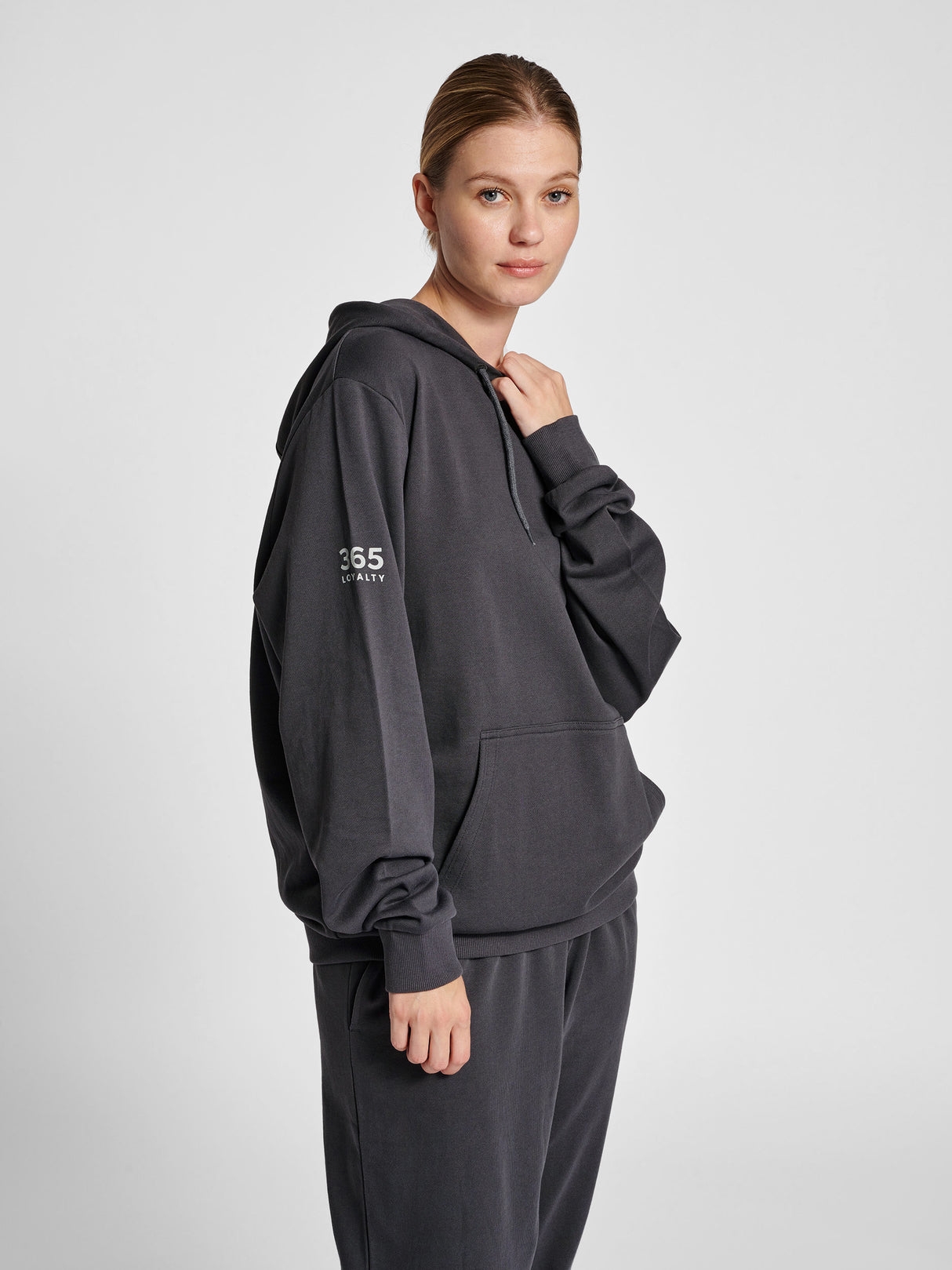 hummel Unisex Legacy Loyalty Hoodie-6