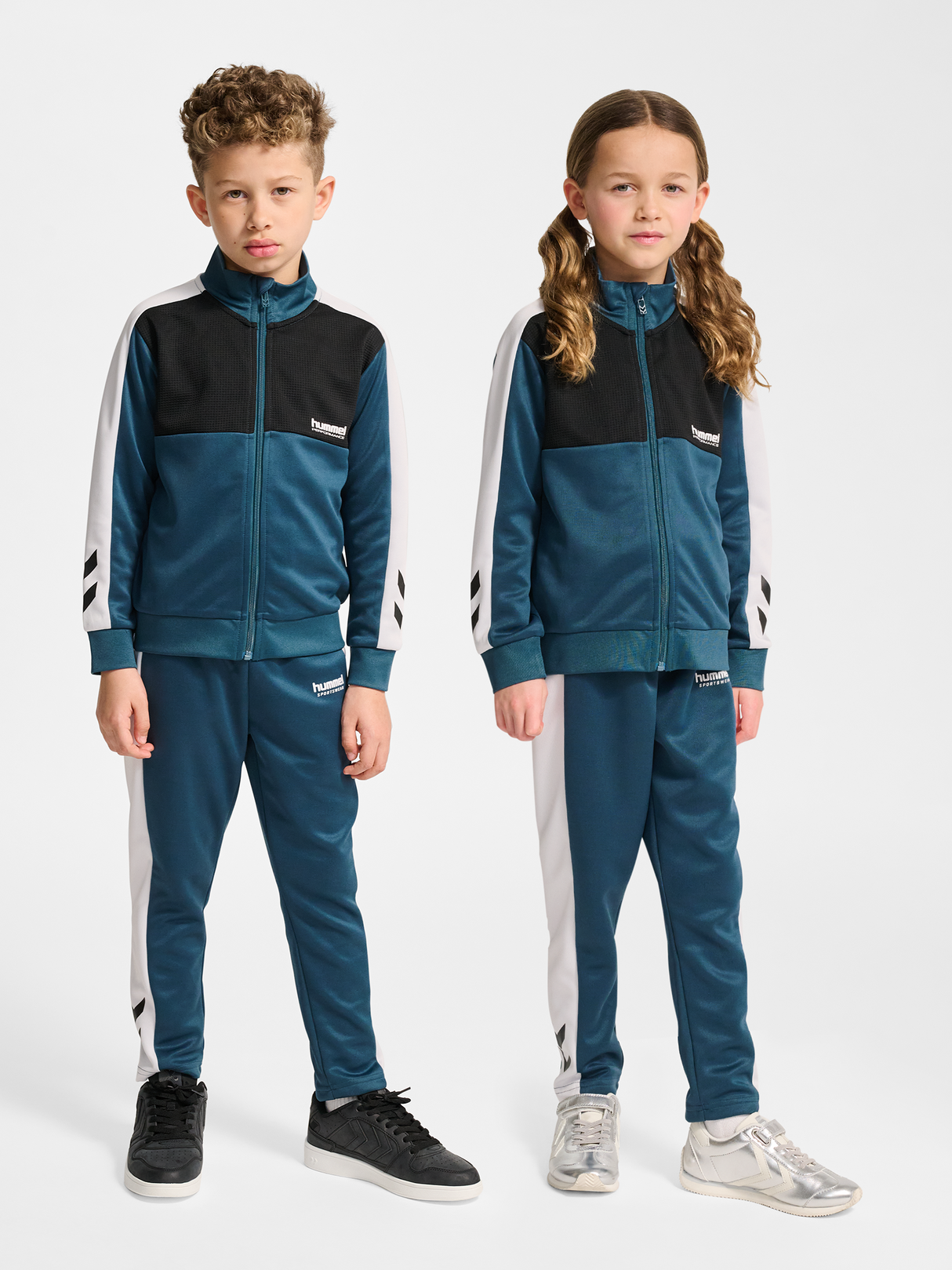 hummel Youth Colorblock Tracksuit-6