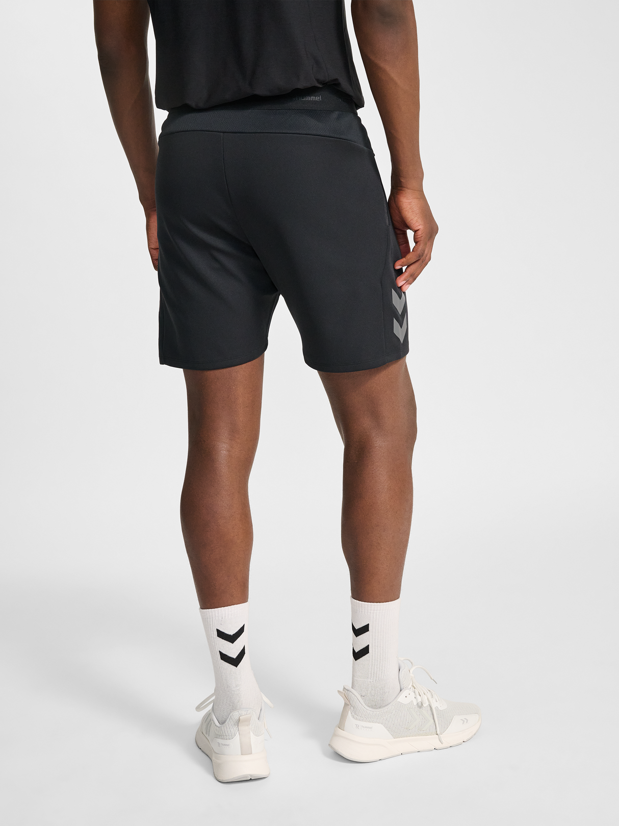 hummel Men's Cima 2.0 Shorts-5
