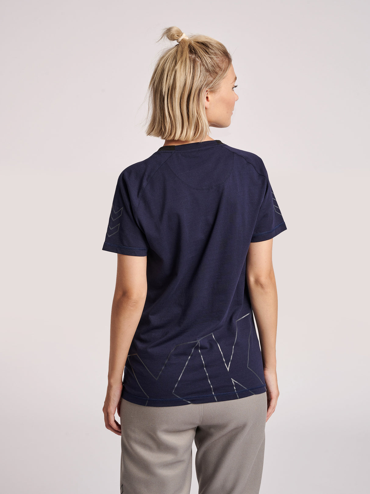 hummel Women's Cima XK Short Sleeve T-Shirt-6