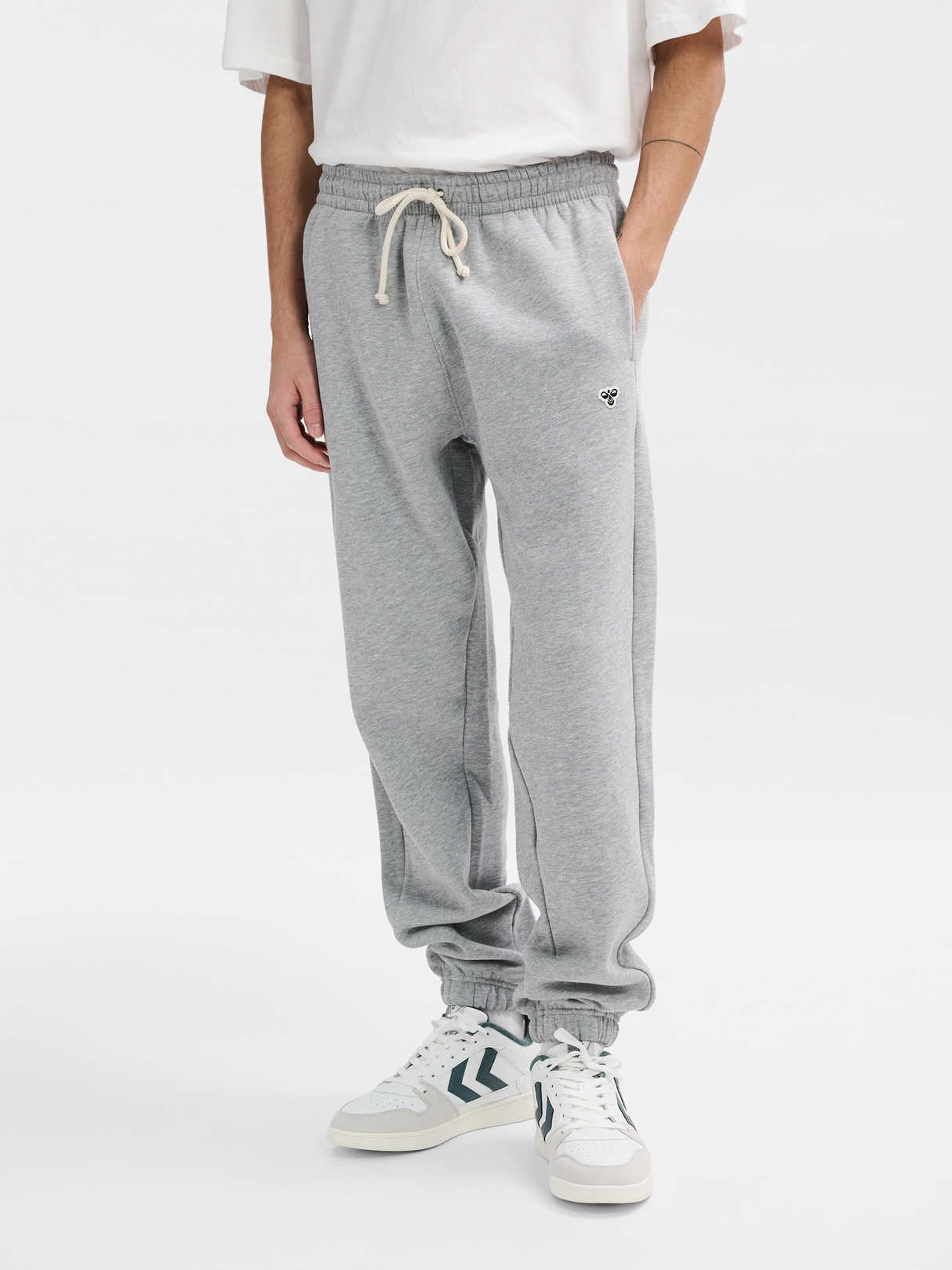 hummel Unisex Regular Bee Sweatpants-4