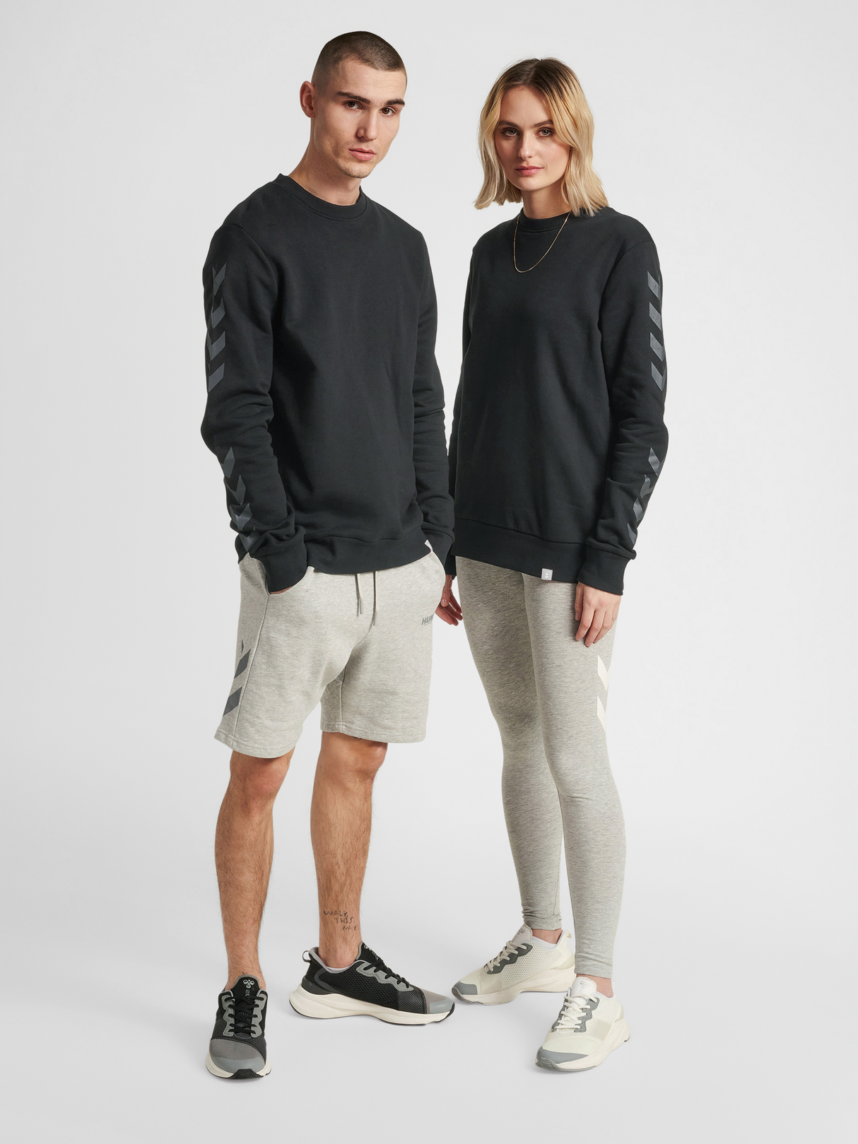 hummel Unisex Legacy Chevron Sweatshirt-5